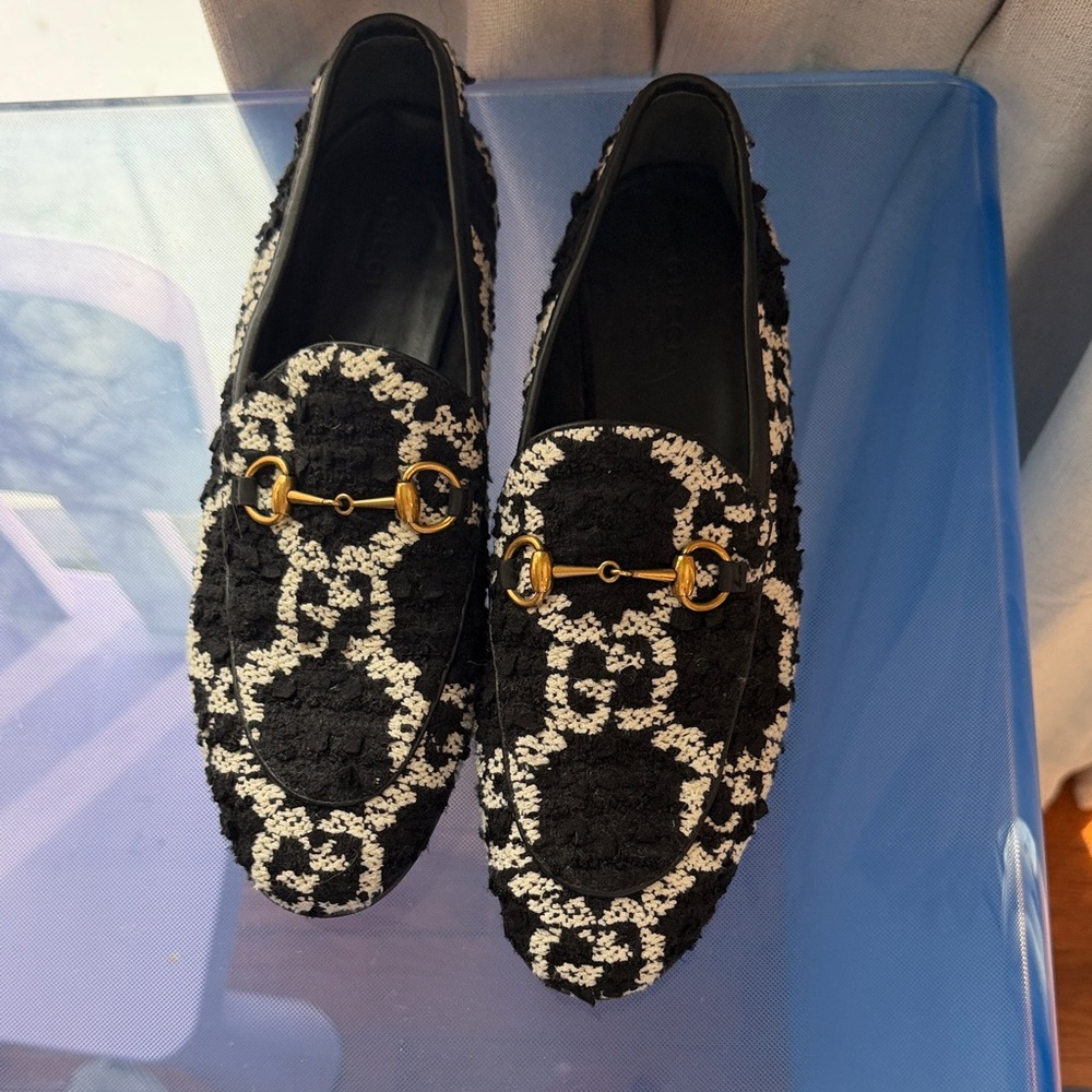 Gucci Black and White Textured Loafers